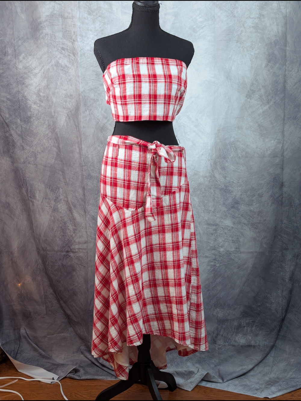 Free People Red and White Plaid Maxi Skirt with Side Bow And Matching Crop Top - Picture 2 of 12